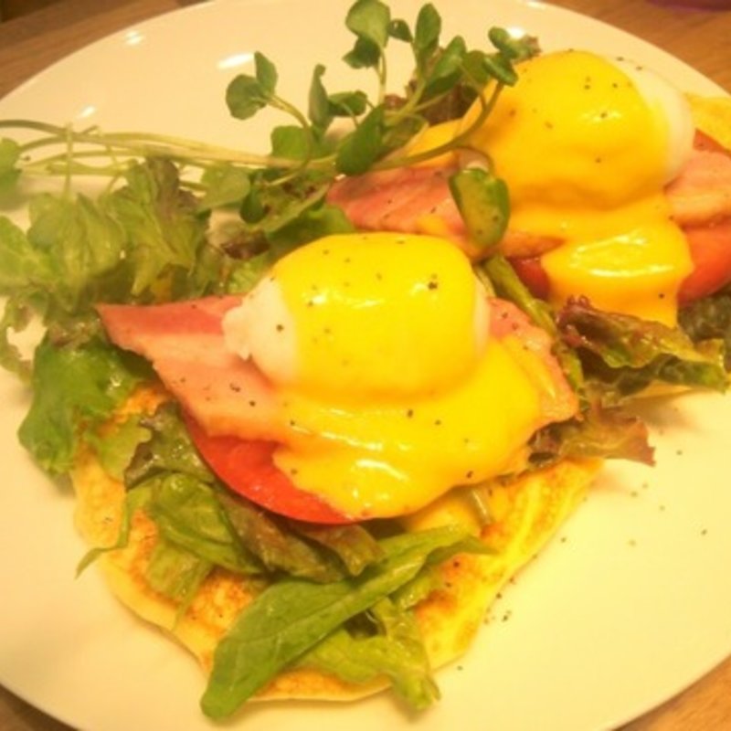 エッグベネディクトパンケーキ(Tsukky's)