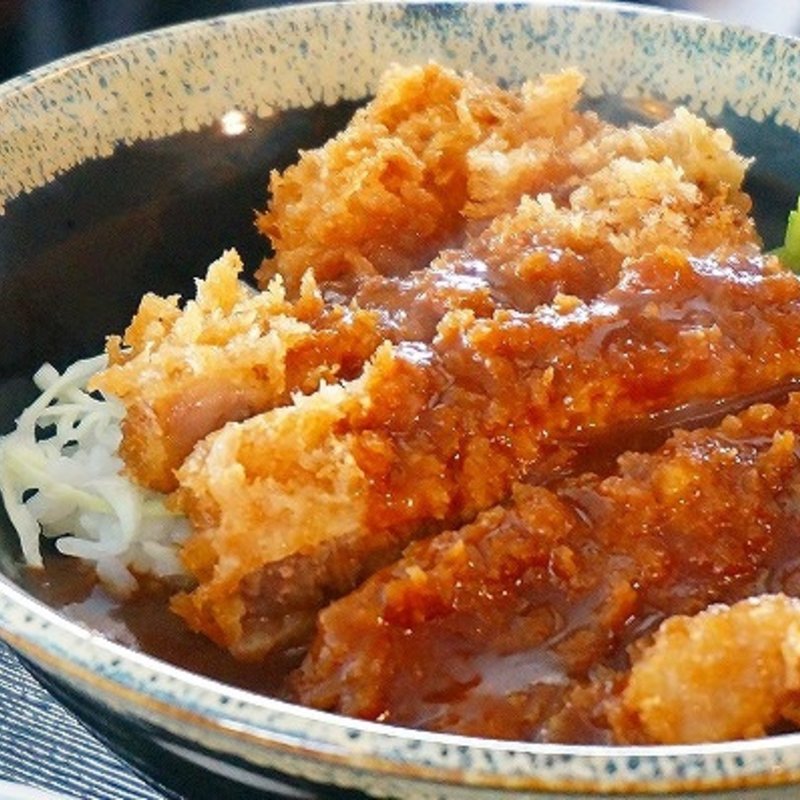 デミかつ丼(UOUO （ウオウオ）)