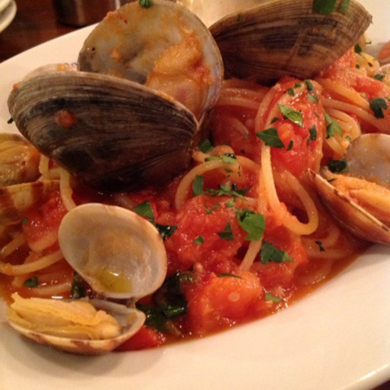 トマトソースパスタ(Vittorio Pomodoro Tsukiji （ヴィットリオポモドーロ ツキジ【旧店名】Con Brio）)