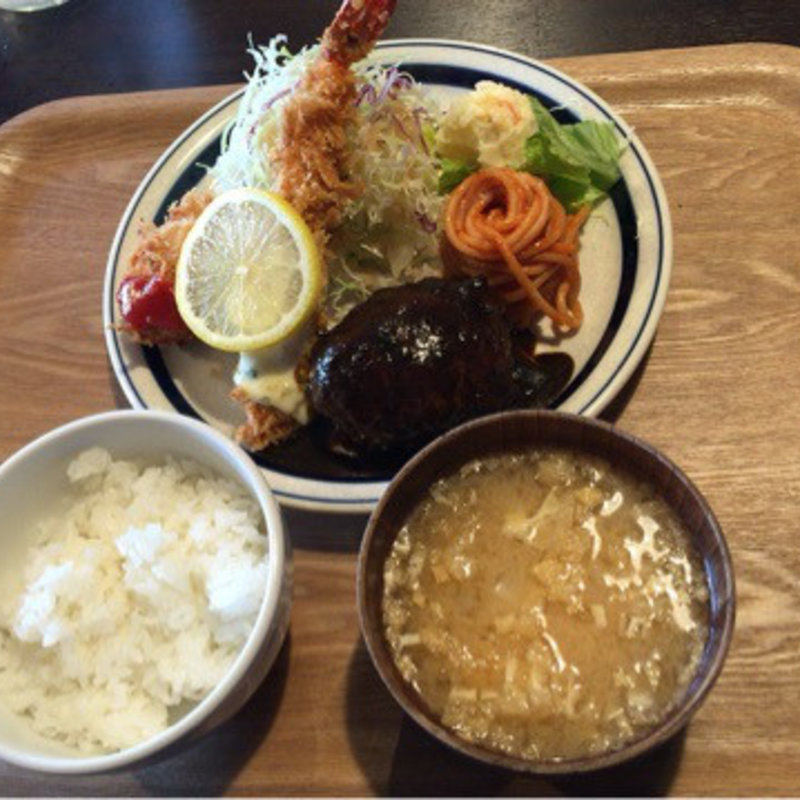 LUNCH A(Yo-shoku OKADA （ヨウショク オカダ）)