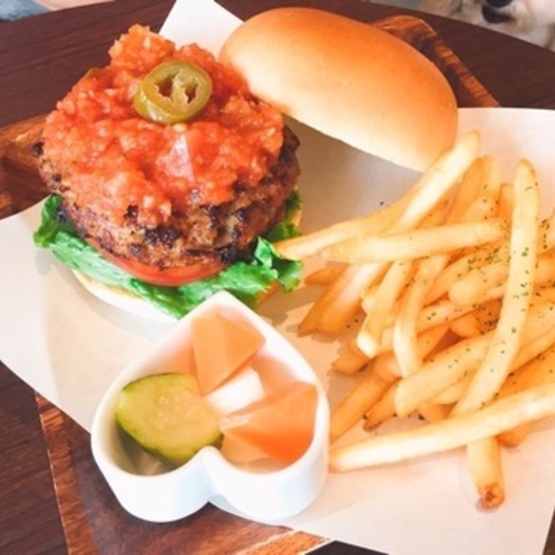 サルサバーガー　ポテト＆ピクルスセット(ＥＡＲＴＨＣＡＦＥ新鎌ケ谷店)