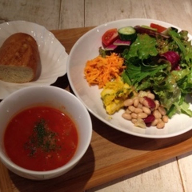 サラダランチ(アインソフ　ソア　池袋)