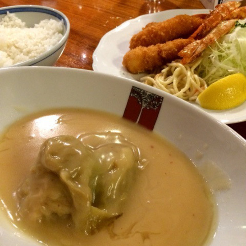 ロールキャベツに(洋食 アカシア 新宿本店)