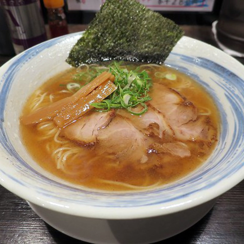 あごだしらーめん(あごだしらぁめん 越後屋 )