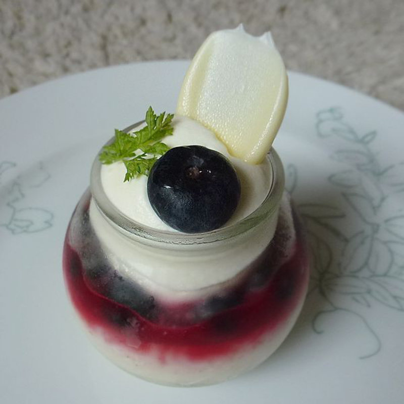 余市ブルーベリーパンナコッタ(あさひや )