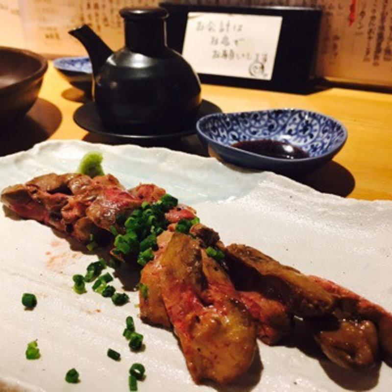 白レバーの炙り(酒場 あじとよ屋)