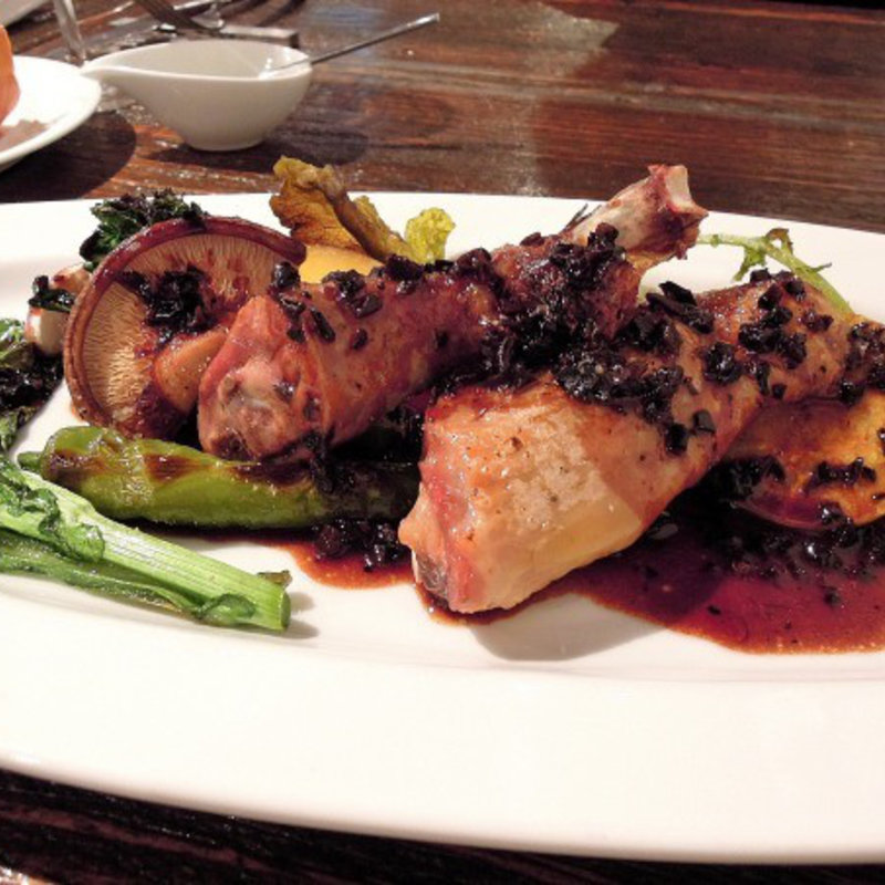 ホロホロ鶏のコンフィ(アジャン （Agen）)