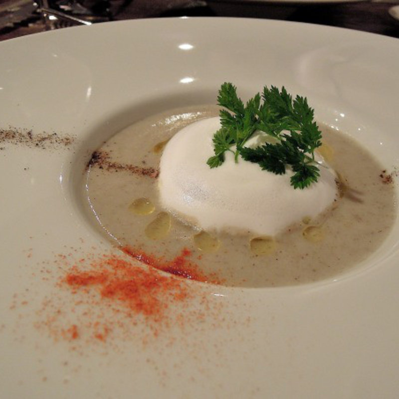 三田産高平ごぼうのスープ(アジャン （Agen）)