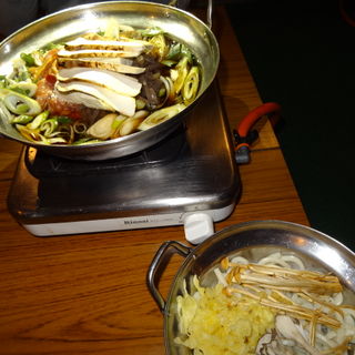 松茸鍋(あぜみち山荘 （信州上田の松茸料理）)