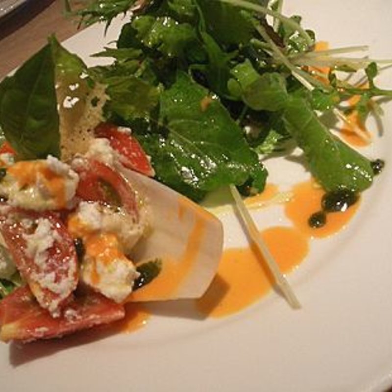 芥屋小金丸リコッタチーズのサラダ(アッカ プント エッフェ)