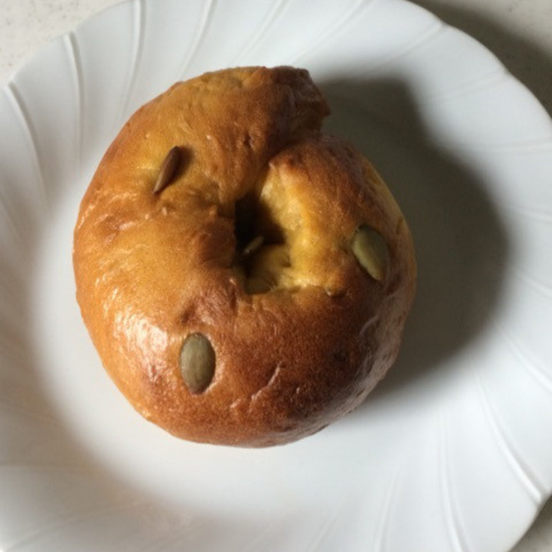 ほっこりカボチャベーグル(あつんこパン)