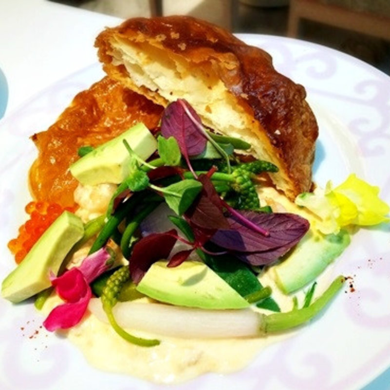 エビとサーモンのクリームパイ(Ken Adonis)