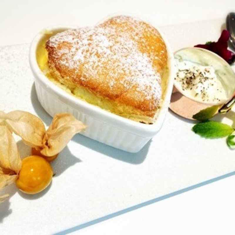 トリュフとチーズのスフレ(Ken Adonis)