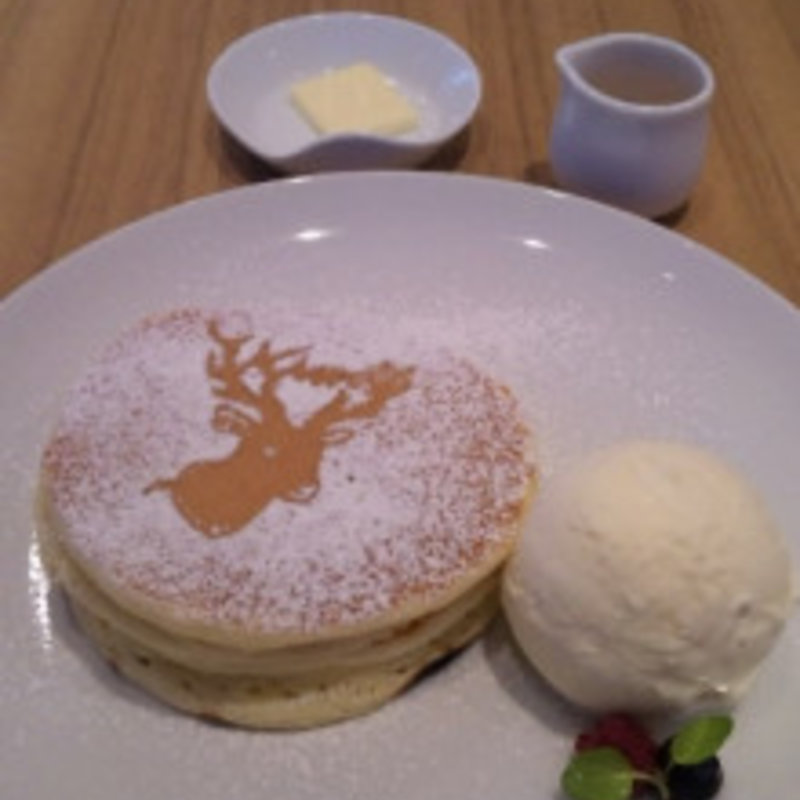 鹿ちゃんホットケーキ(アトリエ カフェ キラリト ギンザ （ATELIER CAFE）)
