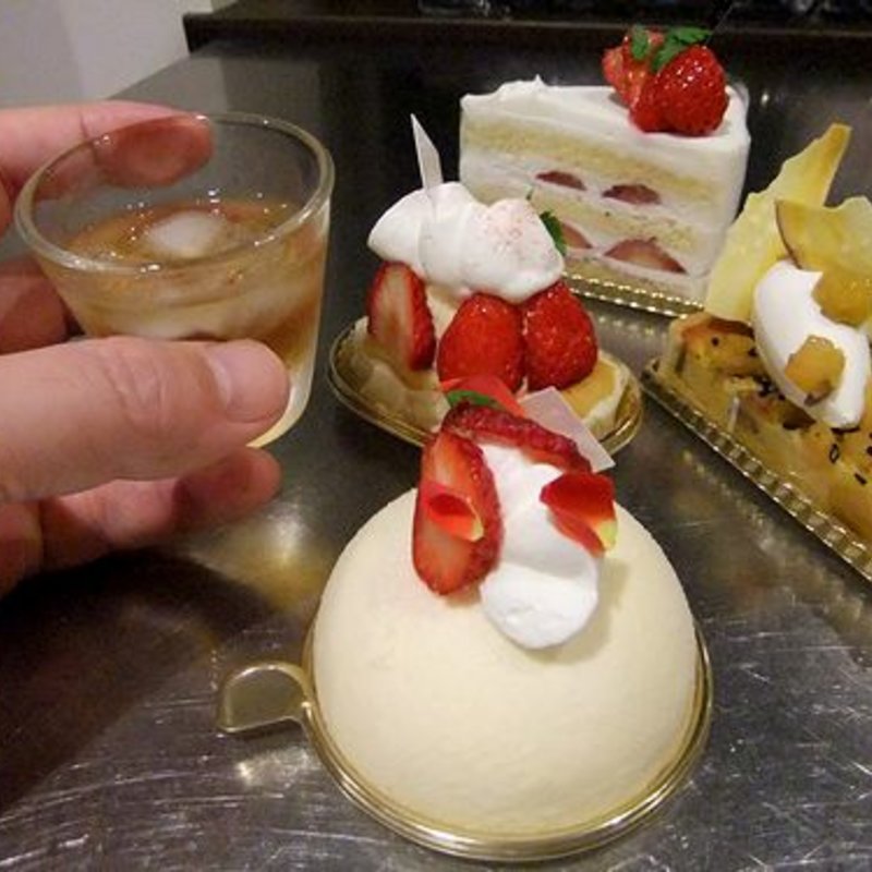 苺ティラミス(パティスリーブティック trois)