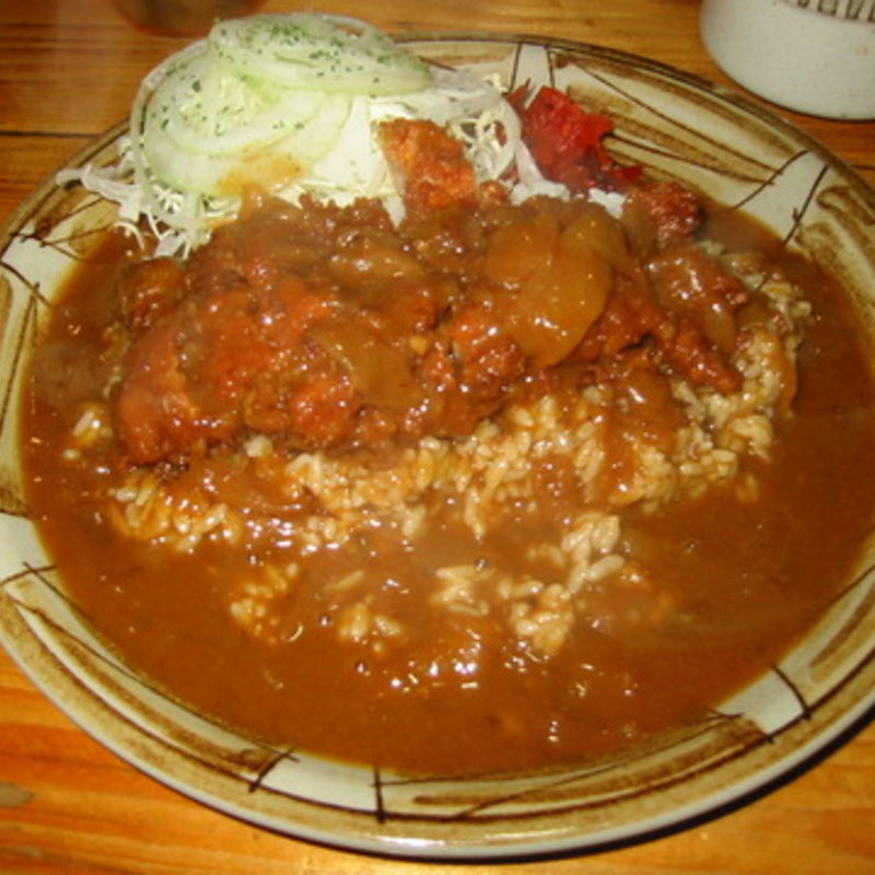 チキンカツカレーちょい辛(カレーハウス アパッチ)