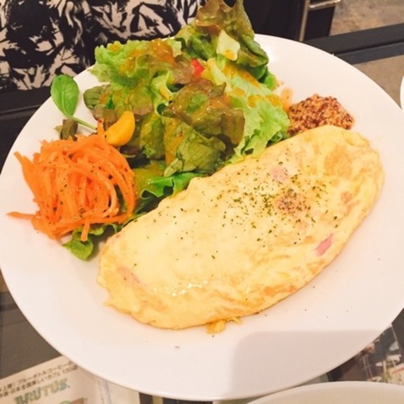 ハムチーズオムレツ(abill coffee＋(アビルコーヒープラス))