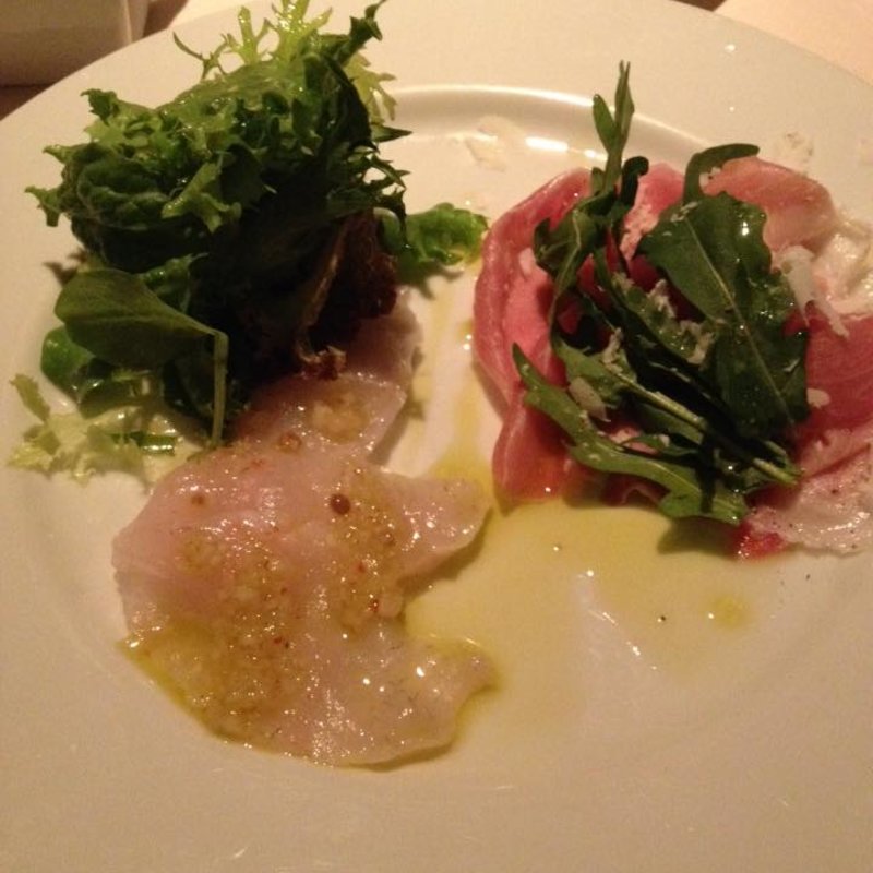 生ハムとルッコラの盛合せ トリュフ風味とアイナメのマリネ(APONTE)