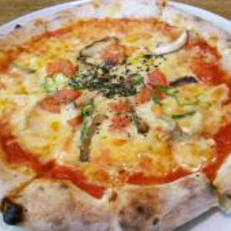 きのこと野菜の里山ピザ(あめんぼ )