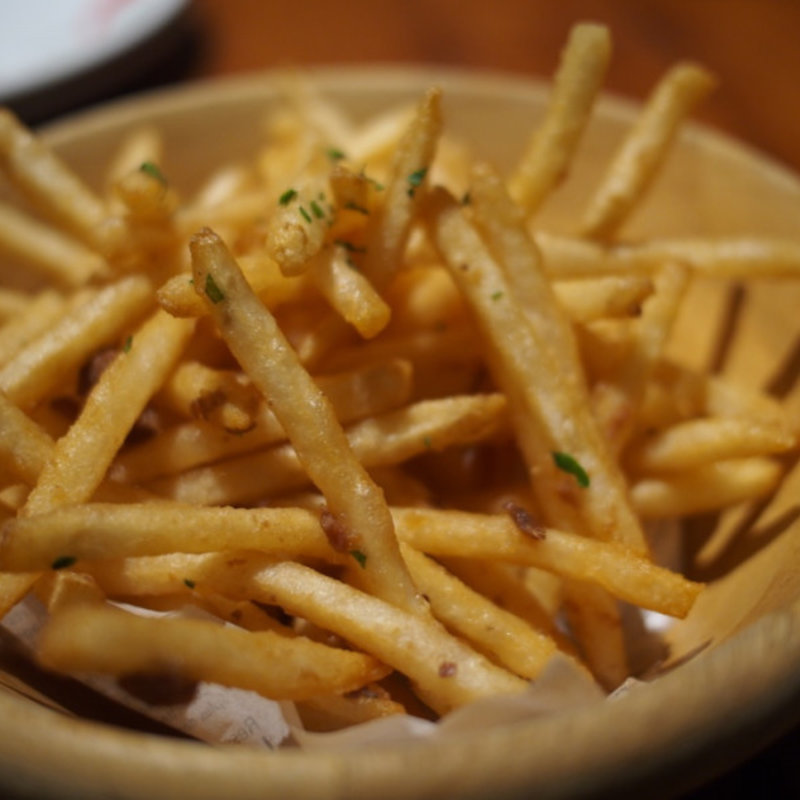 アンチョビポテト(ピッツェリア アリアニコ)