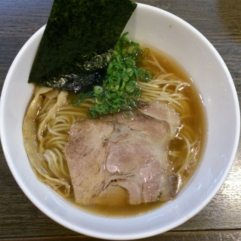 しょうゆらぅめん(らぅめん考房ありがた屋)