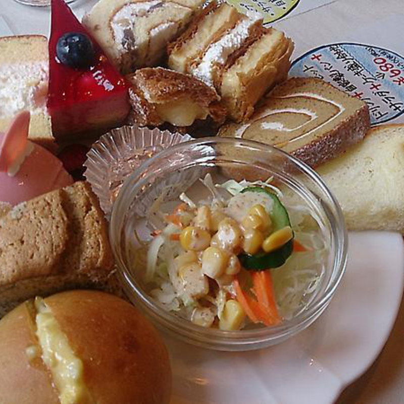 モーニングのBセット(アルビノール)