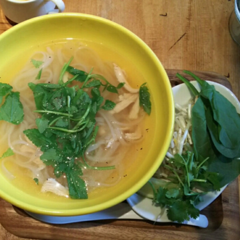 蒸し鶏のフォー(Aloha Amigo ikebukuro（アロハアミーゴ 池袋）)