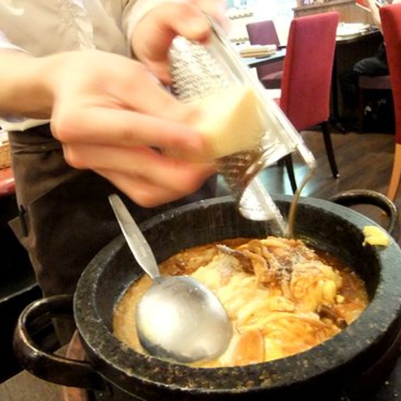 石焼きチーズオムライス(アンジェロ＆ミカエル)