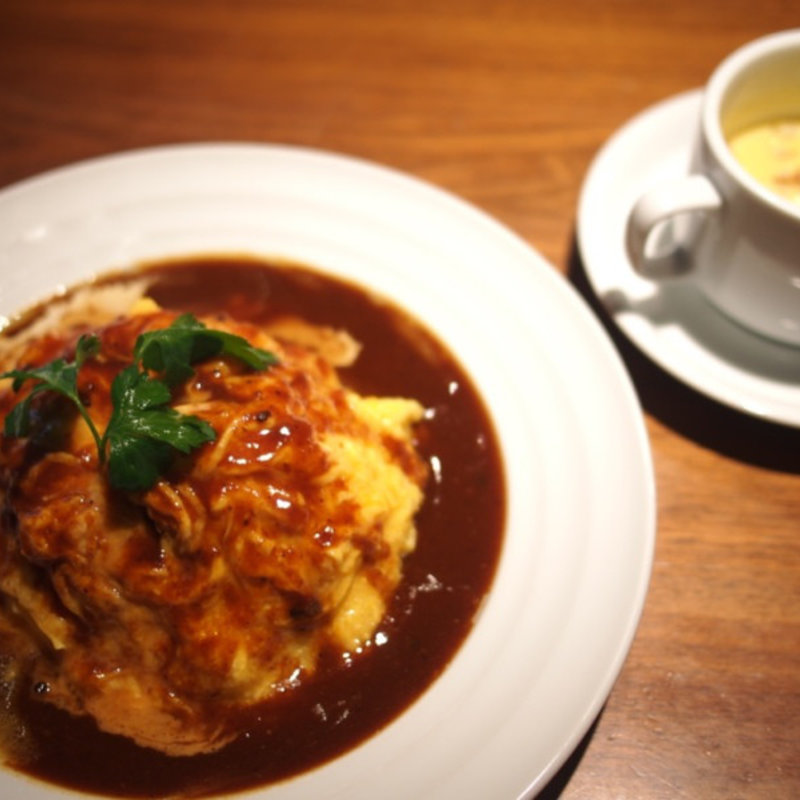 『昔の味玉子』を使ったふわとろオムライス～自家製デミグラスソース～(アンディカフェ （Andy Cafe）)