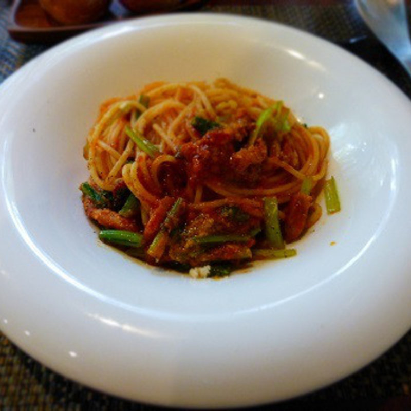 パンチェッタと小松菜のトマトソースパスタ(アンナータ （Annata）)