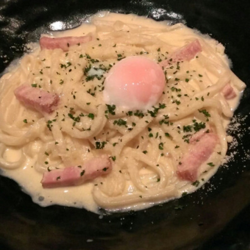 名物カルボナーラうどん(あんぷく )