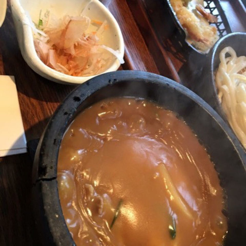 石焼カレー丼(伝統自家製麺 いけや食堂)