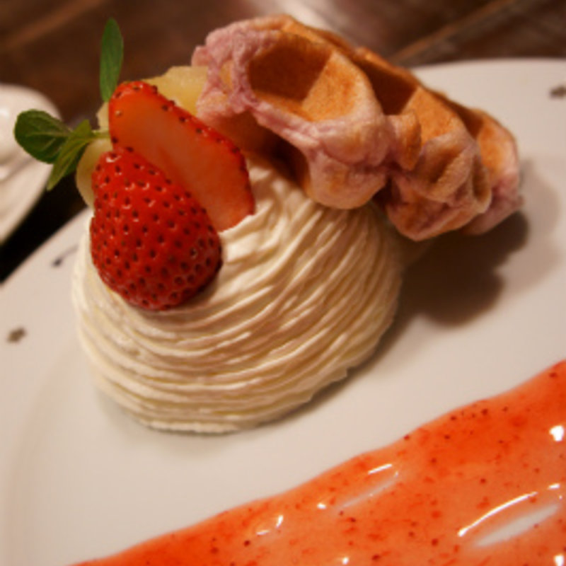 生麩ワッフルアラモード(いさみや （ISAMIYA ）)