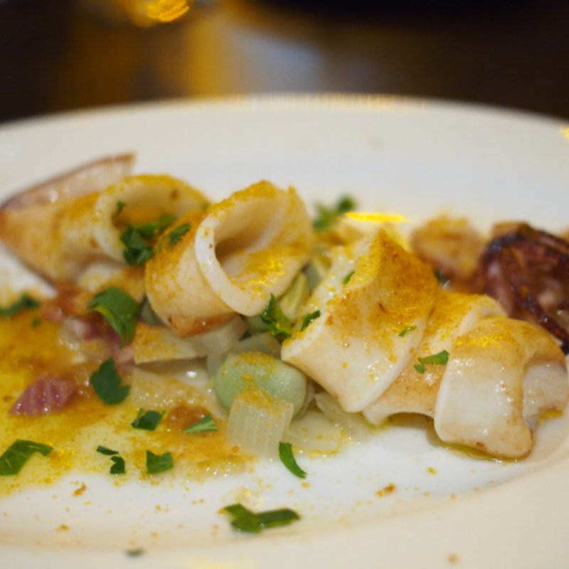 ヤリイカのソテー　からすみがけ(イタリアンバール Orso)