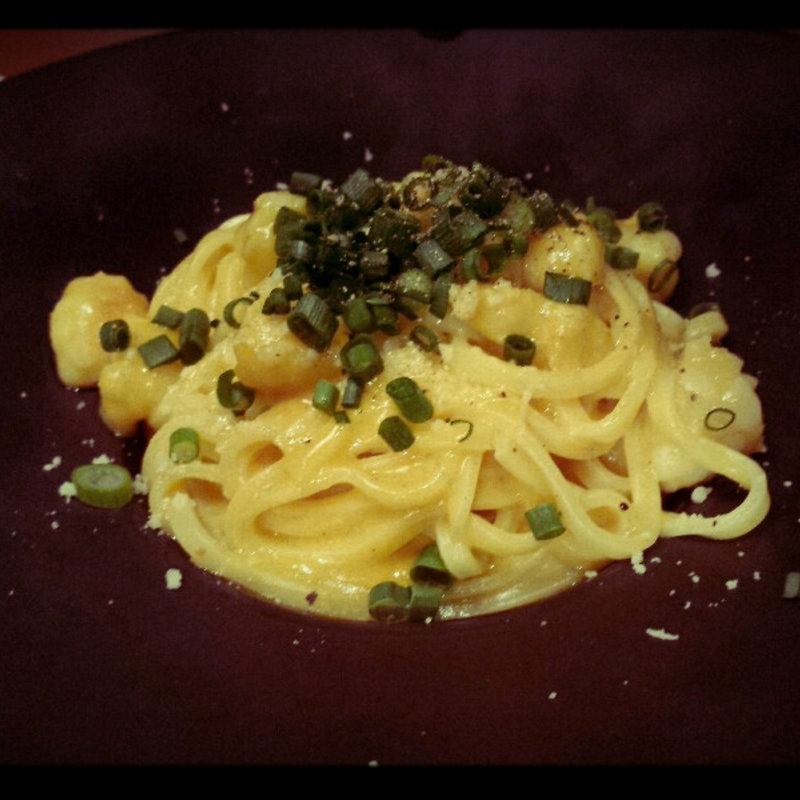 えびのトマトクリームパスタ(イタリアンバルワインと泡の店33)