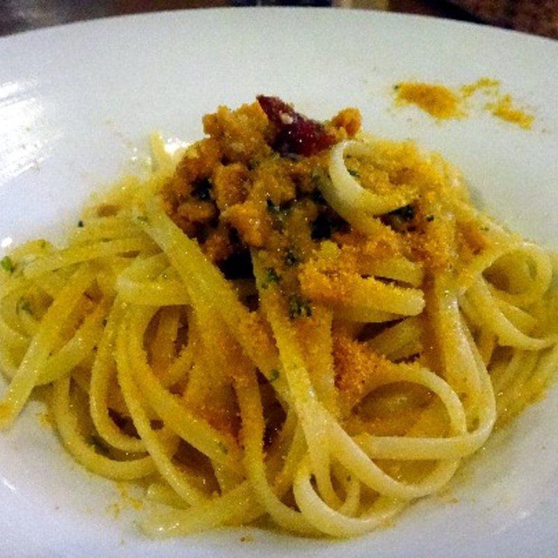 ホリデーランチ　生ウニとイタリアサルディ島のカラスミのアーリオ・オリオ・ペペロンチーノ　リングイネ(ピーノ)