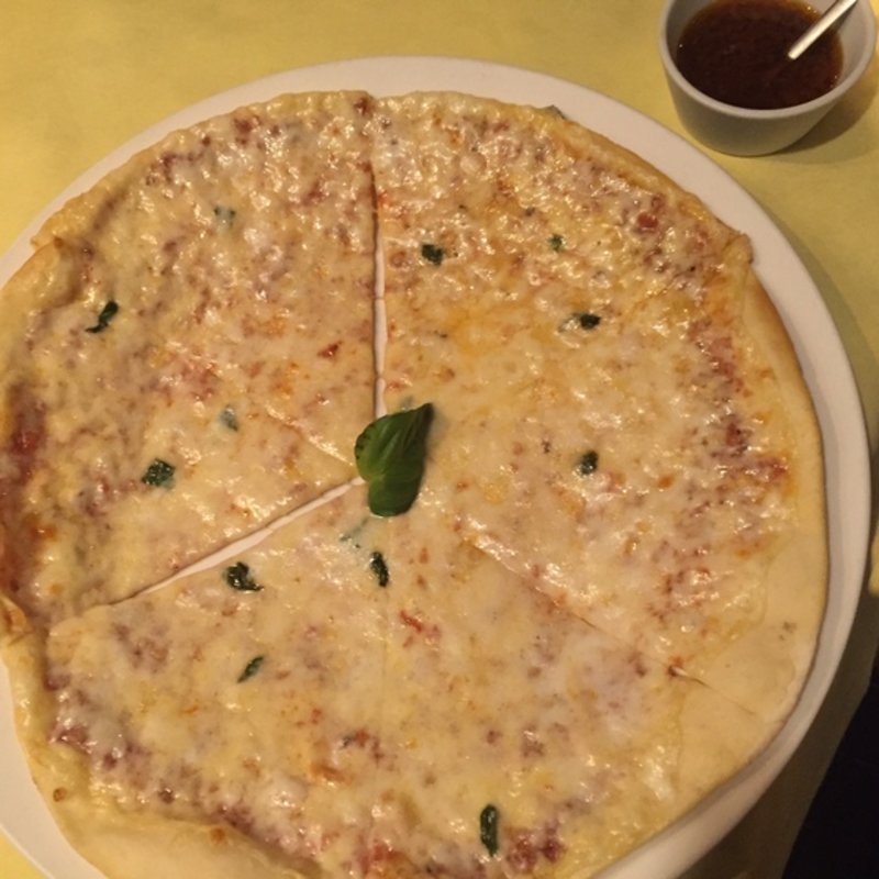 マルゲリータ(イタリア食堂 ブラーボ （イタリアショクドウ・ブラーボ）)