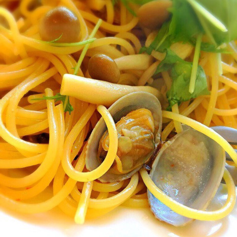 きのことアサリのオイルパスタ(イタリコ （italico）)