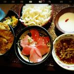 ランチ限定メニュー ミニ天丼とミニ中トロ丼と麺のトリオランチ(いっちょう 上田秋和店 )