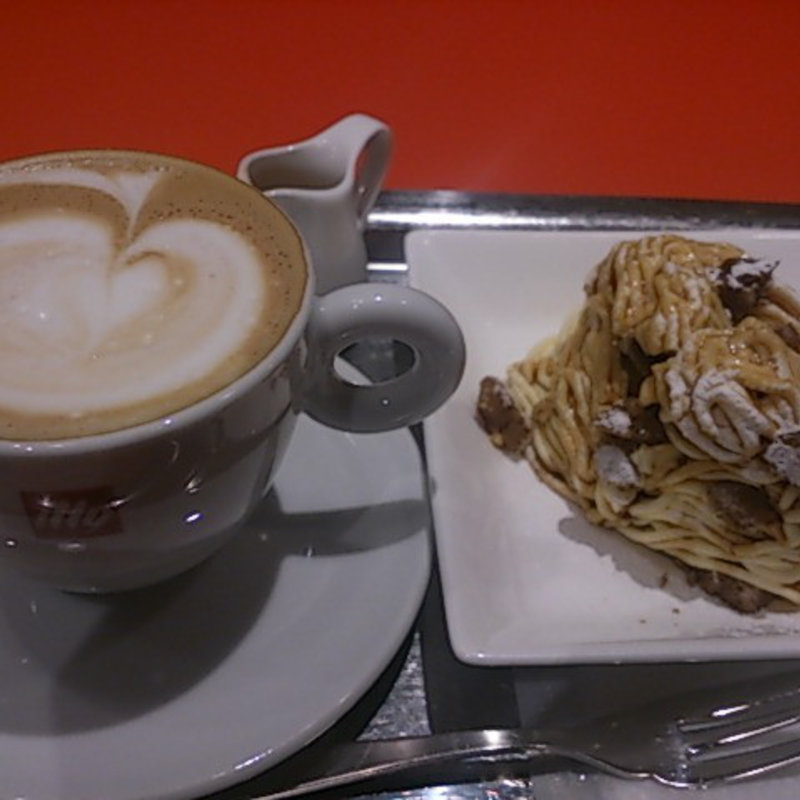 エスプレッソモンブラン(espressamente illy 福岡天神地下街店)