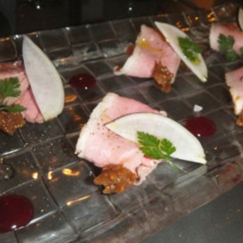 鴨肉と無花果のカルパッチョ仕立て(イル フューメ （Il Fiume）)