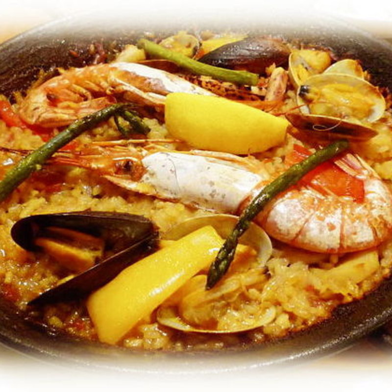 魚介たっぷり地中海風パエリア(イルグラッチェ （IL Grazie）)