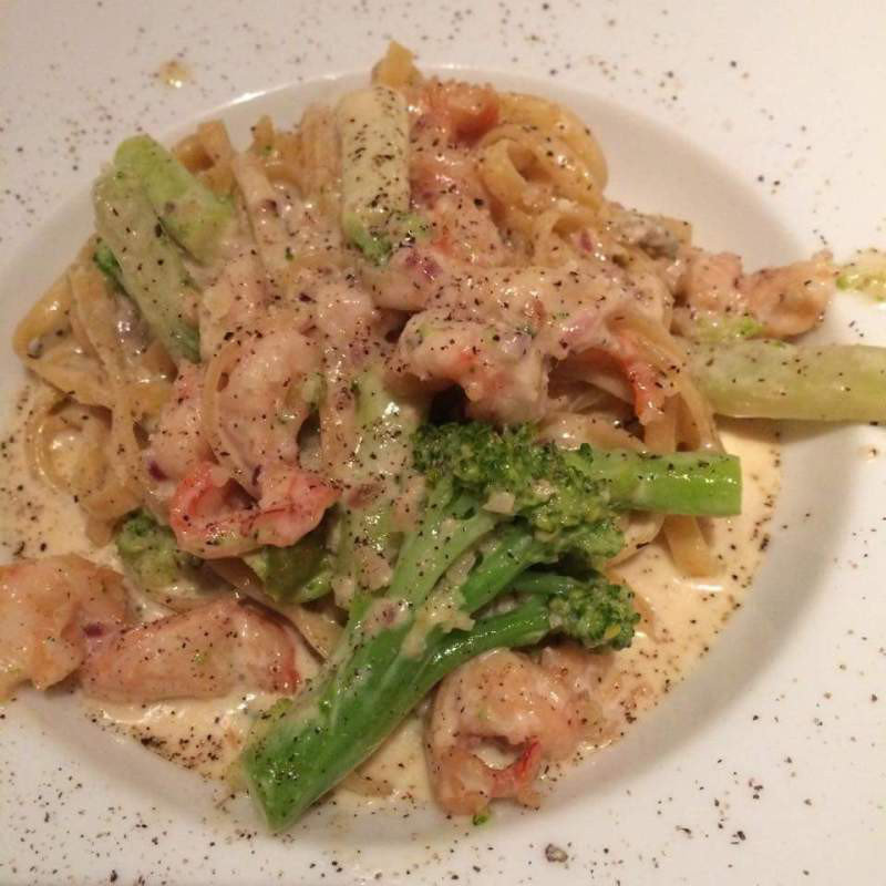 ベーコンとブロッコリーのクリームフィットチーネ(イルベッカフィーコ （IL BECCAFICO）)