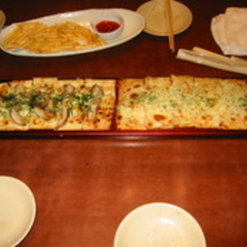 ながーい！Ｗピザ(いろはにほへと 伊那駅前店 )