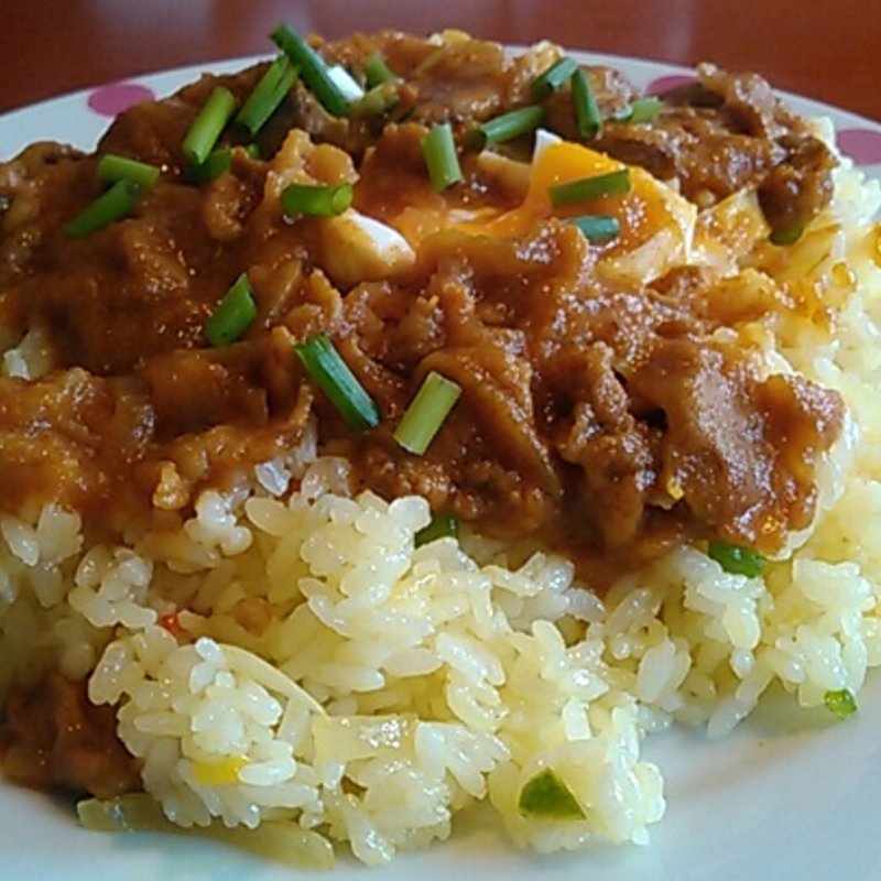 ポークチャーハン(インド・ネパール料理「ヒマラヤン」)