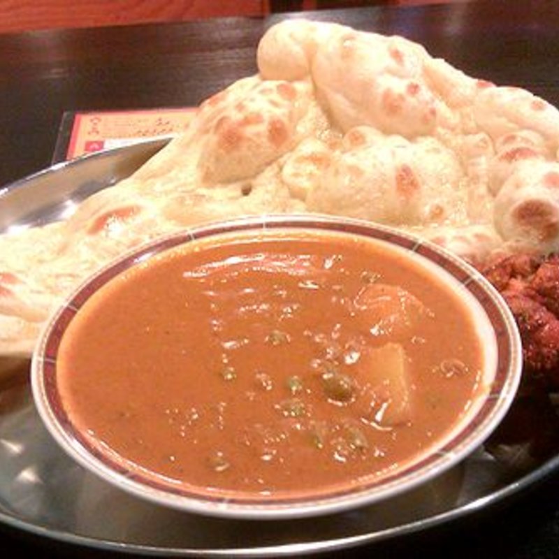 じゃがいもとグリーンピースのカレー(インド料理　サーガル)