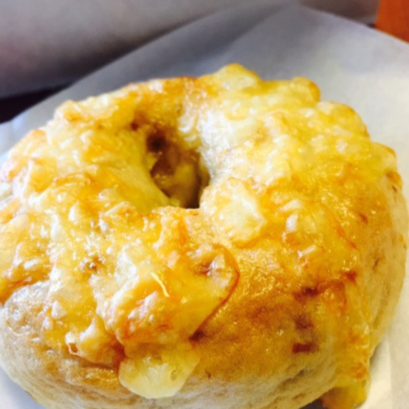 オニオンチーズ(ヴァリーズ ベーグル （VALISE BAGEL）)