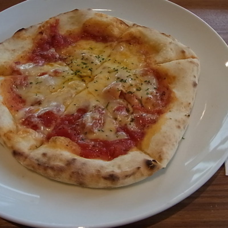 ピザマルゲリータ(ヴィーダカフェ)