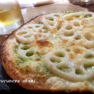 レンコンのピザ(VIA BEER OSAKA / ヴィアビア オオサカ 新大阪)