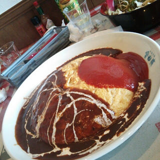 デミグラスソース&ケチャップのミックスオムライス(ウオカネ （UOKANE）)